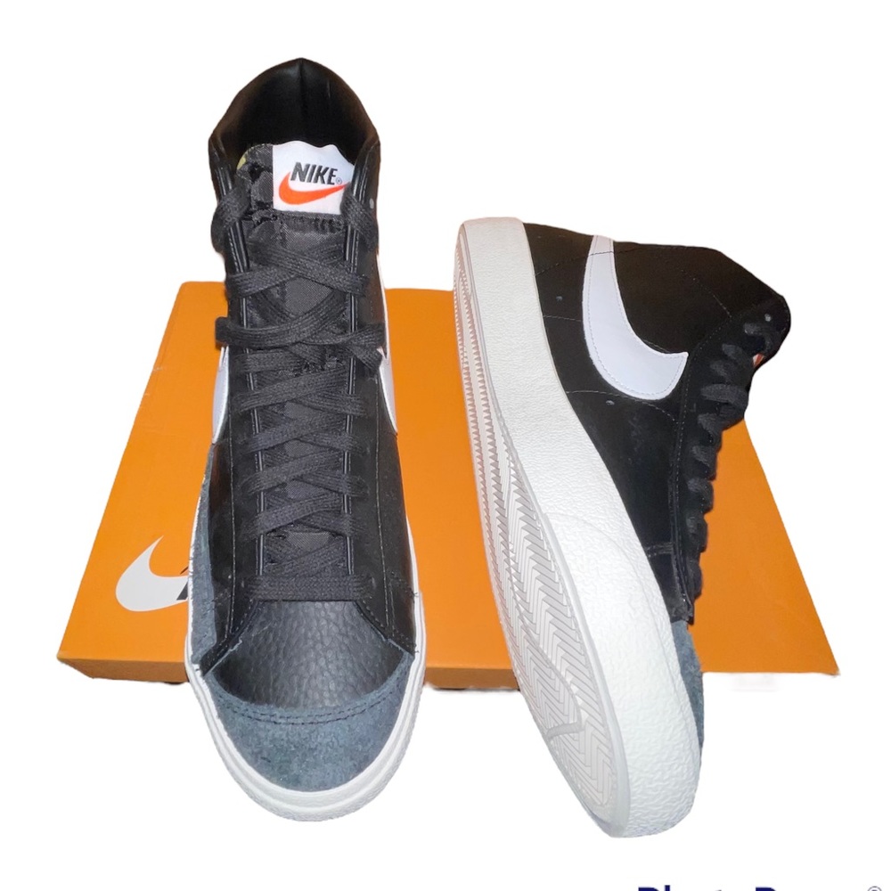 Black And White Nike Blazer Mid ‘77 Vintage